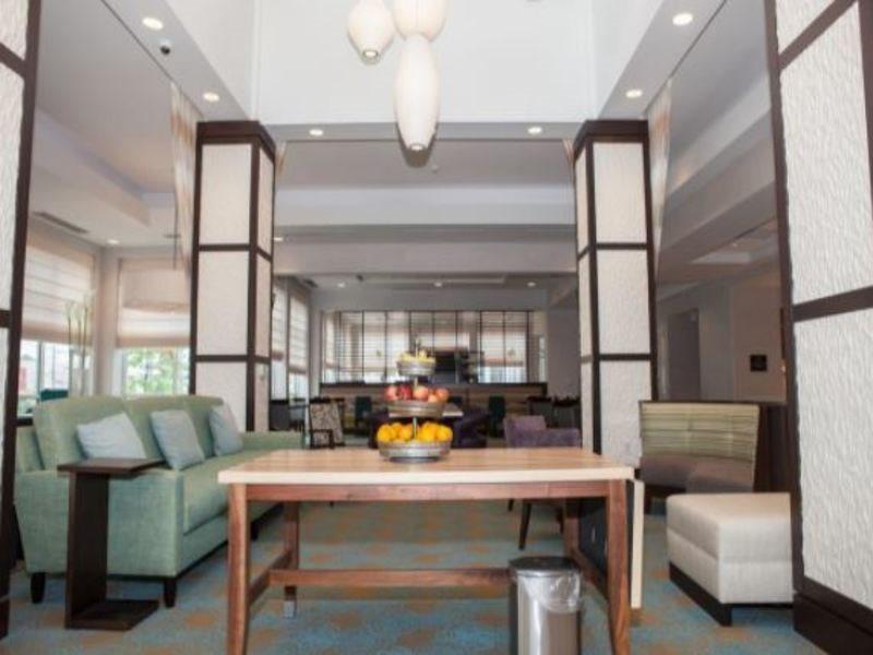 Hilton Garden Inn Springfield Exterior photo